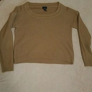 Crop top sweater
